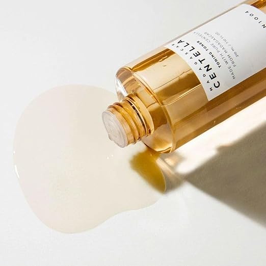 MADAGASCAR CENTELLA TONING TONER (30ml)